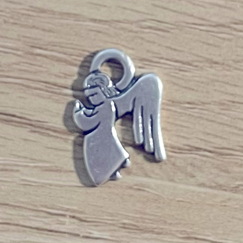 James Avery Praying Angel Charm (Retired)